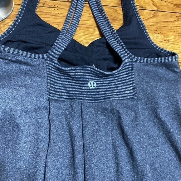 lululemon Power Technique Tank- W1894S Size 6 - Picture 10 of 10